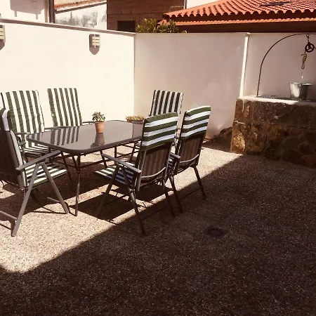 Acogedora Casa Con Patio En Apartman