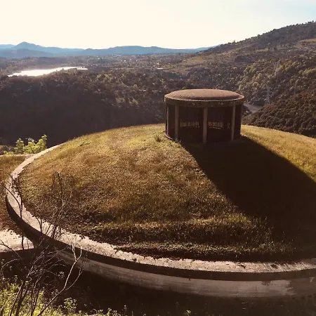 Acogedora Casa Con Patio En El Tiemblo