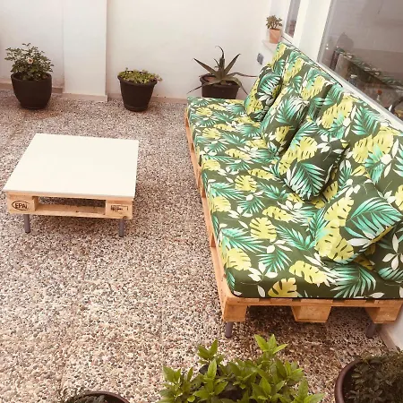 Acogedora Casa Con Patio En Διαμέρισμα El Tiemblo