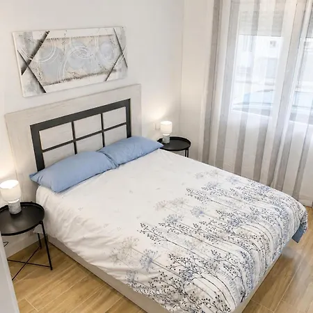 Acogedora Casa Con Patio En Эль-Тьембло
