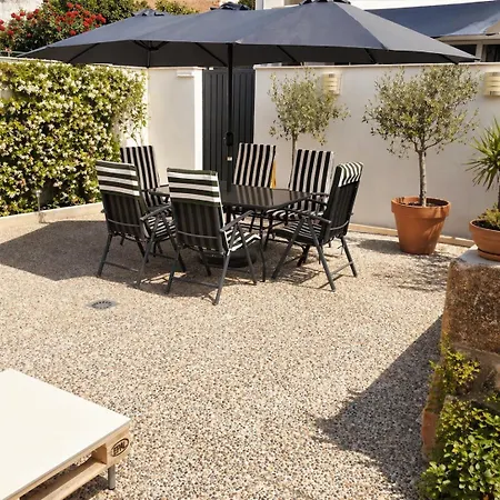 Lejlighed Acogedora Casa Con Patio En El Tiemblo