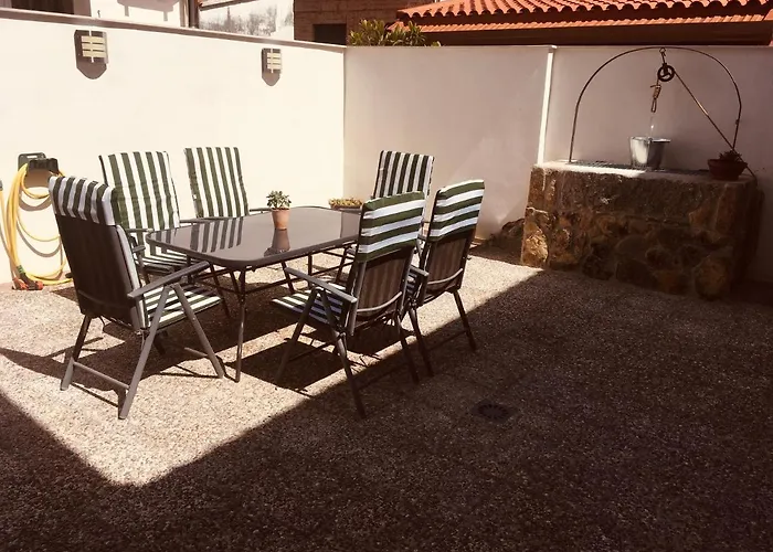 Acogedora Casa Con Patio En Appartamento