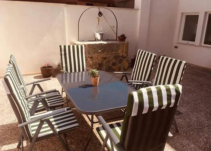 公寓 Acogedora Casa Con Patio En *