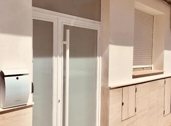 Acogedora Casa Con Patio En