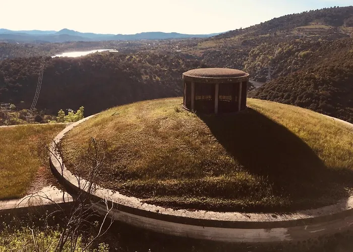 Acogedora Casa Con Patio En El Tiemblo